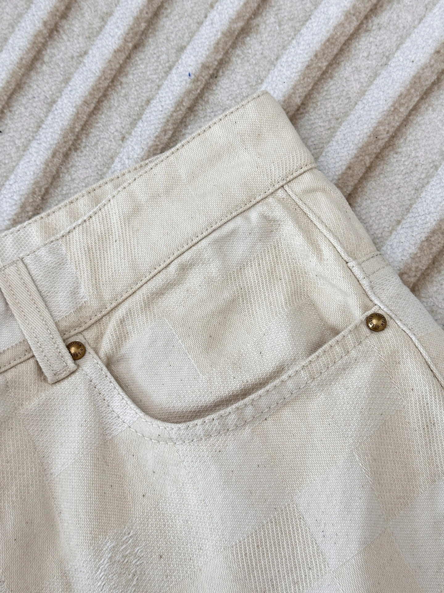 &wg.luxury- 8V item:D-F238G2342